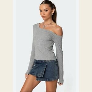 Edikted Gray Off-Shoulder Top, NWT!  Cross listed on Mercari and Curtsy!